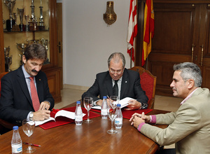 Firma Convenio Escuela en Dumbría de la Fundación